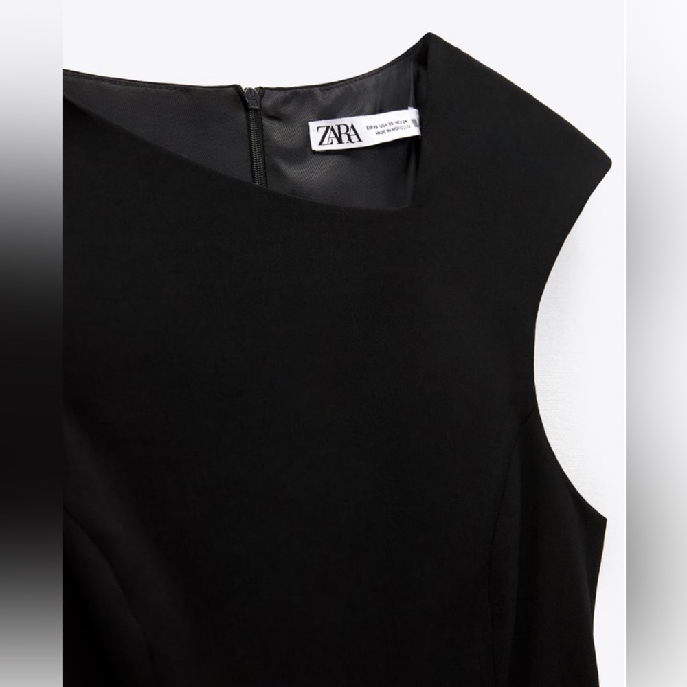 SIDE CUT OUT MIDI DRESS - Picture 9 of 9